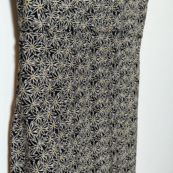 Toad&Co Womens Black Daisy Floral V Neck Short Sleeve Dress Size M Eco Blend - Picture 3 of 15